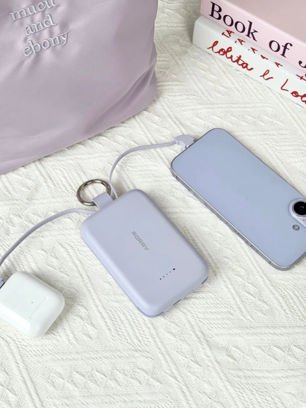 Smartphone and mobile battery charging