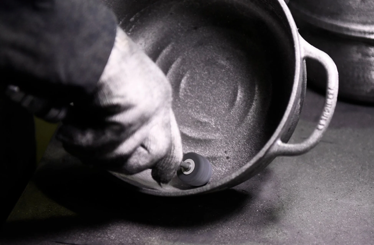 Grinding inside cast iron pot