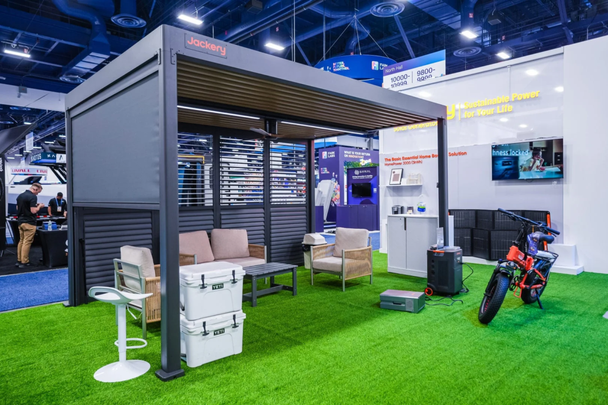 Jackery Solar Gazebo detailed view