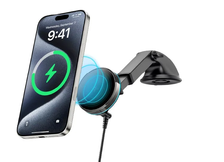 iPhone Charging on Qi2 Holder