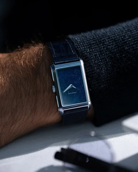 Visionnaire Aventurine on wrist