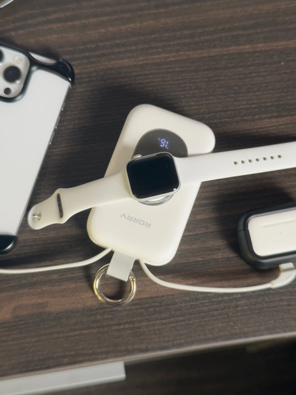 Apple Watch charging with mobile battery