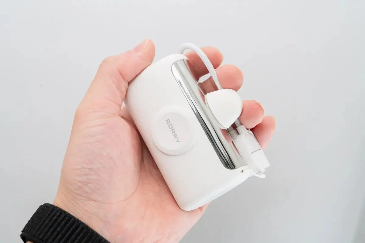 RORRY D5-10000 in hand