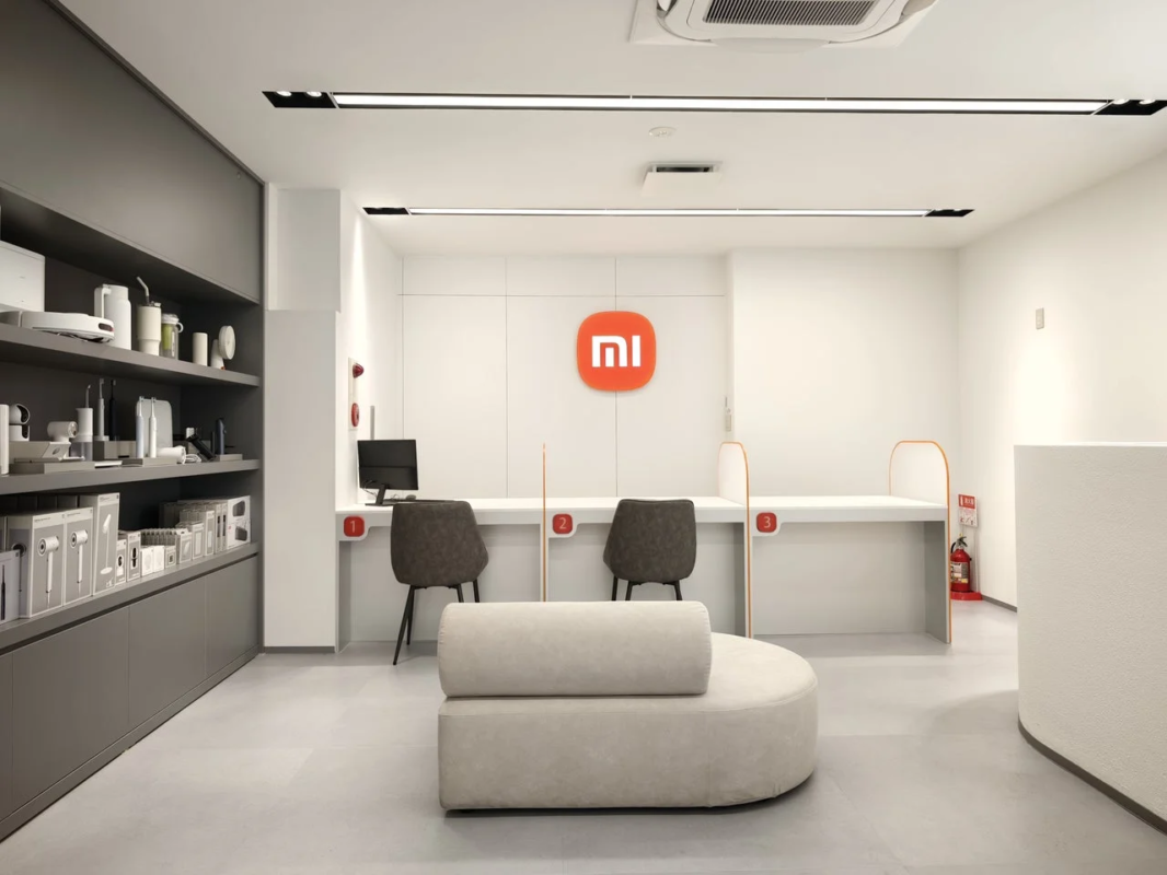 Xiaomi Service Center Akihabara Store Interior
