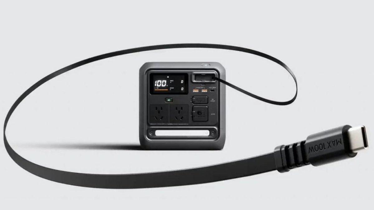 Built-in retractable USB-C cable