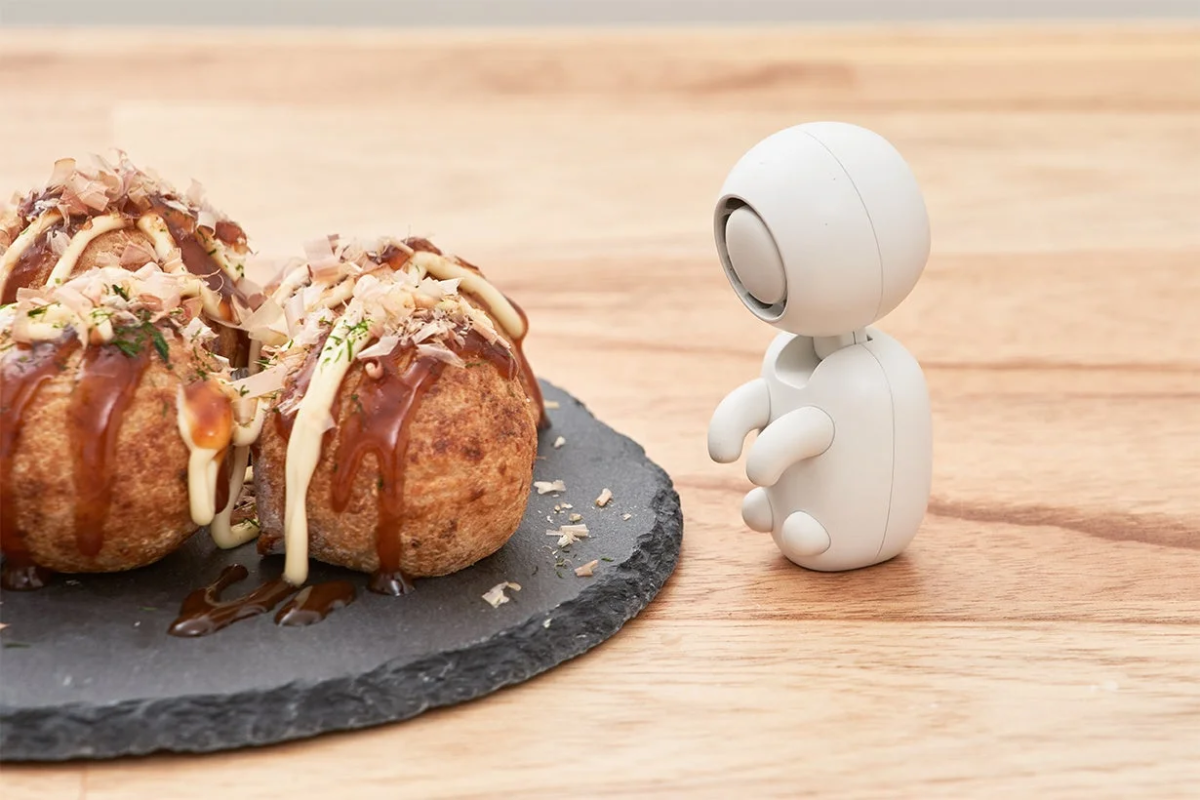 YU-REI FAN cooling takoyaki