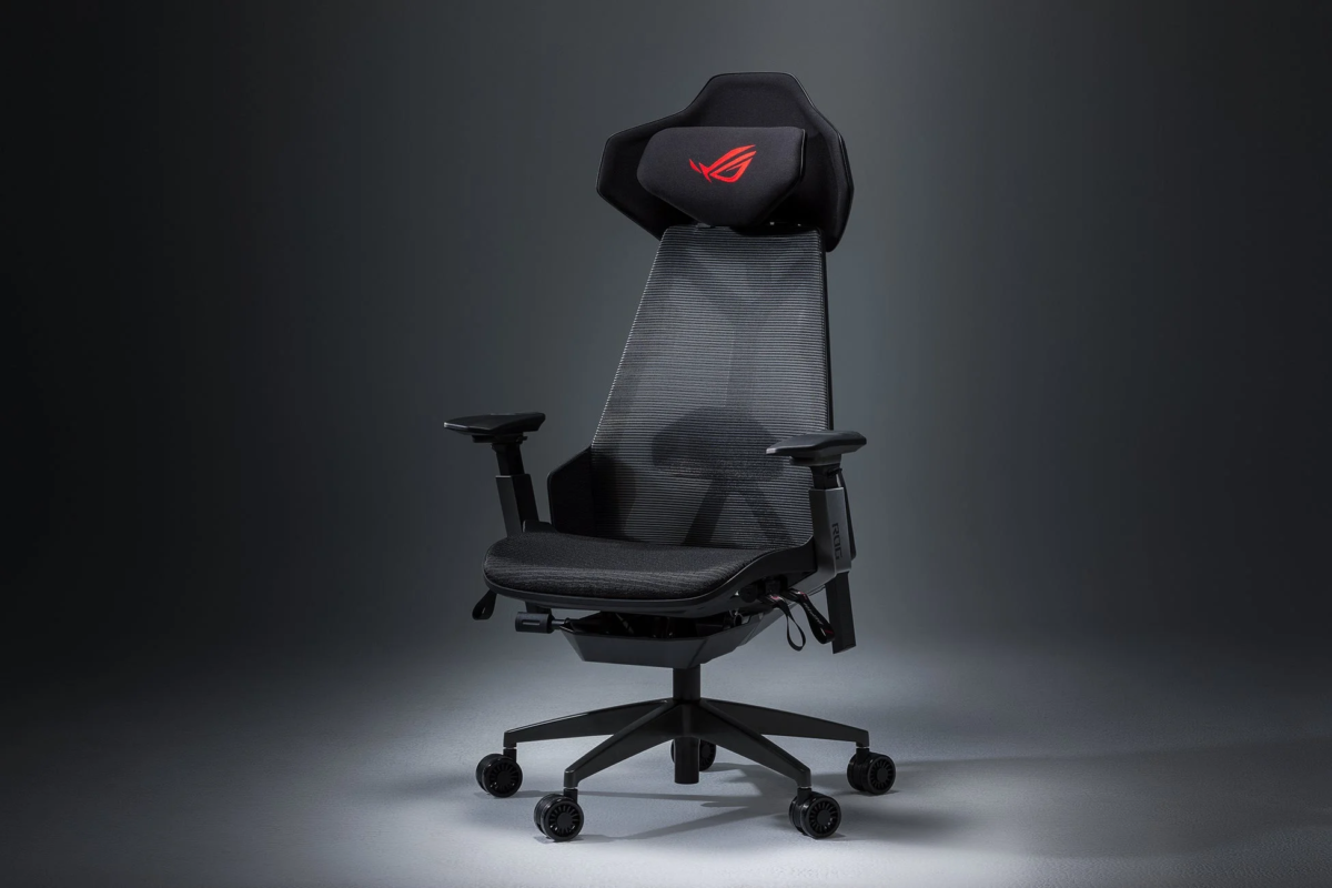 ROG Destrier Ergo Gaming Chair Front