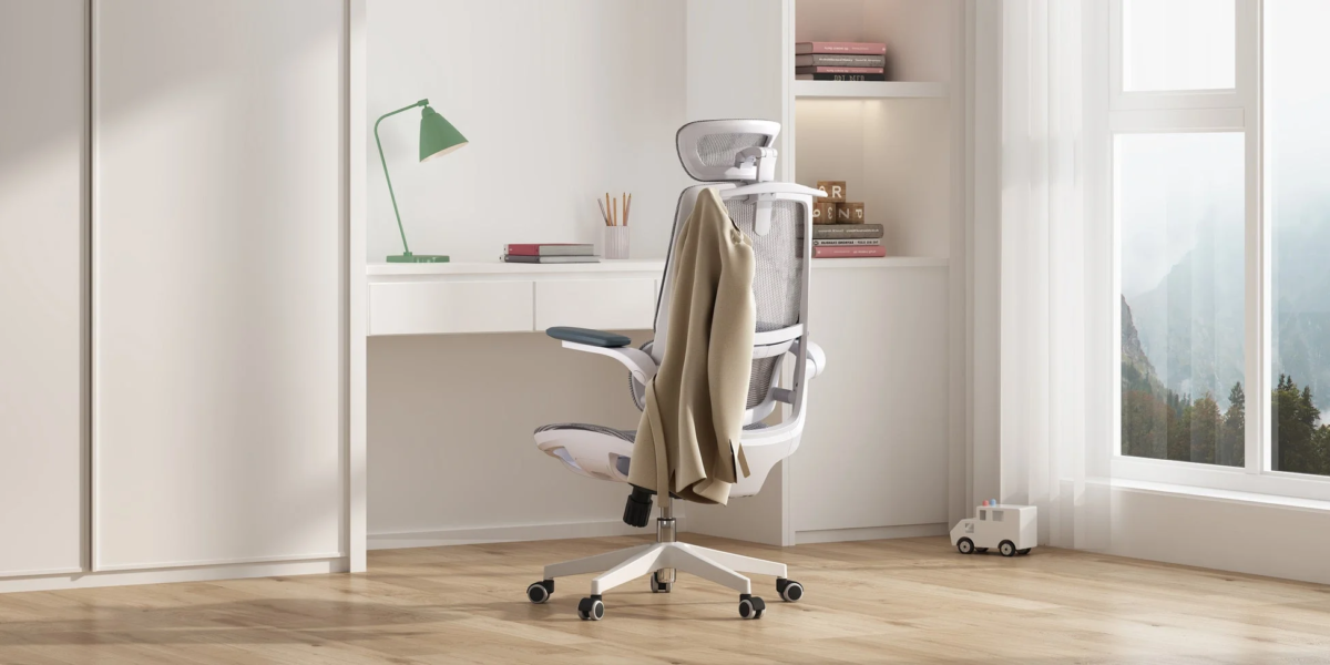 Home office with M series chair