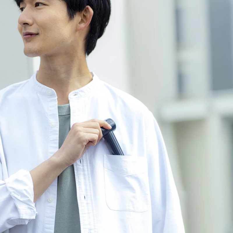 Man with FOOORTE in pocket