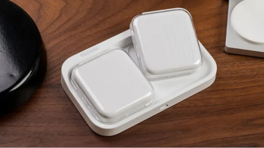 Automatic charging base