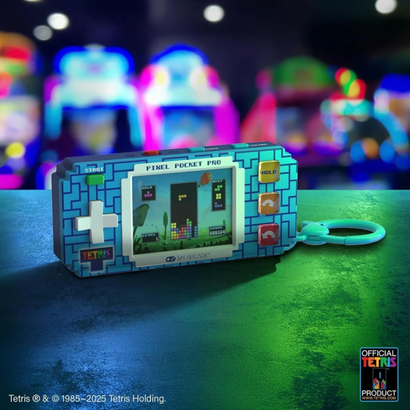 TETRIS Pixel Pocket Pro In-hand