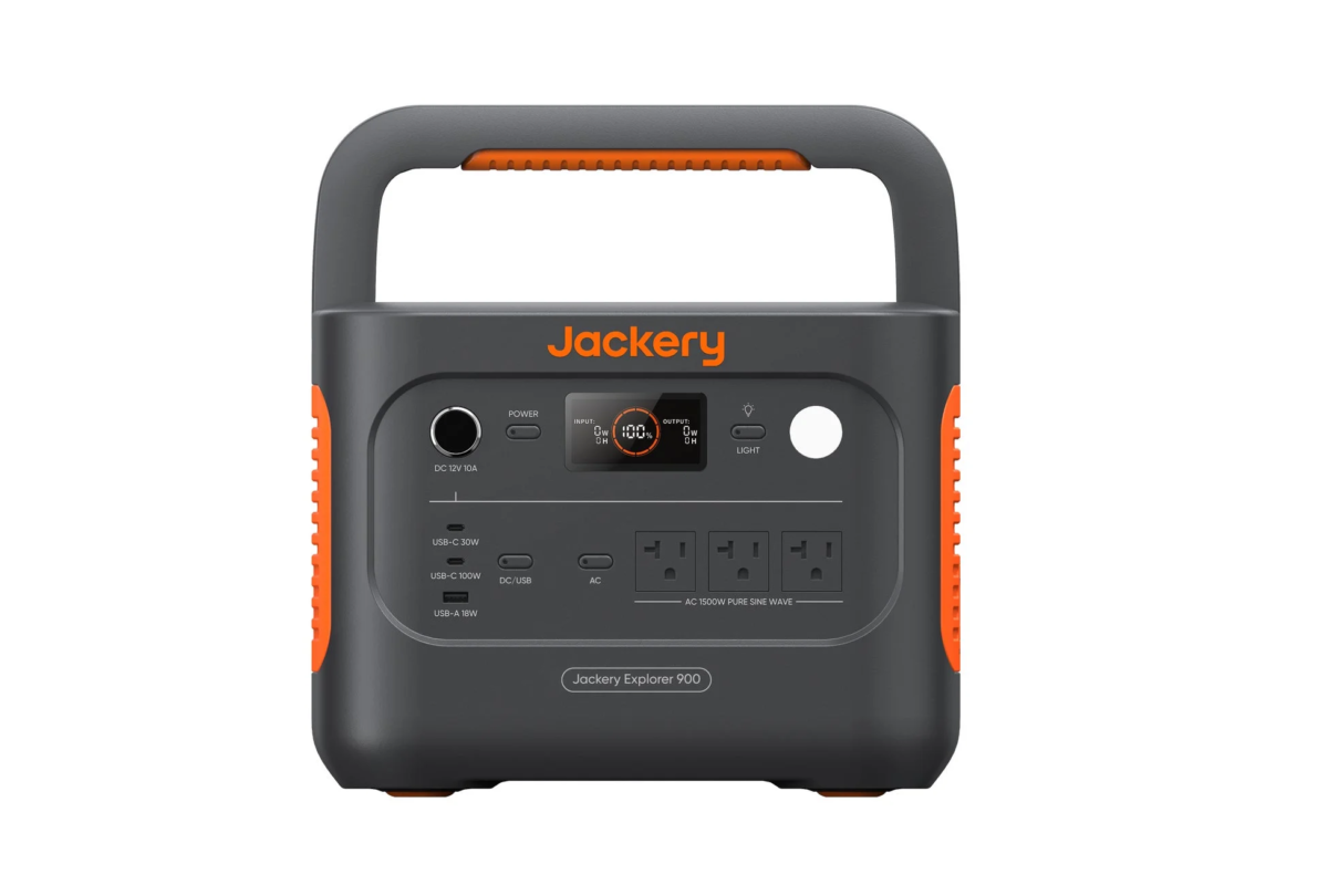 Jackery Explorer 900 Portable Power Station