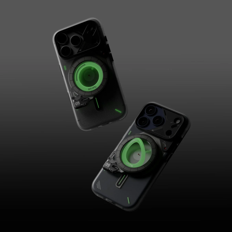 Smartphone cases with green accents