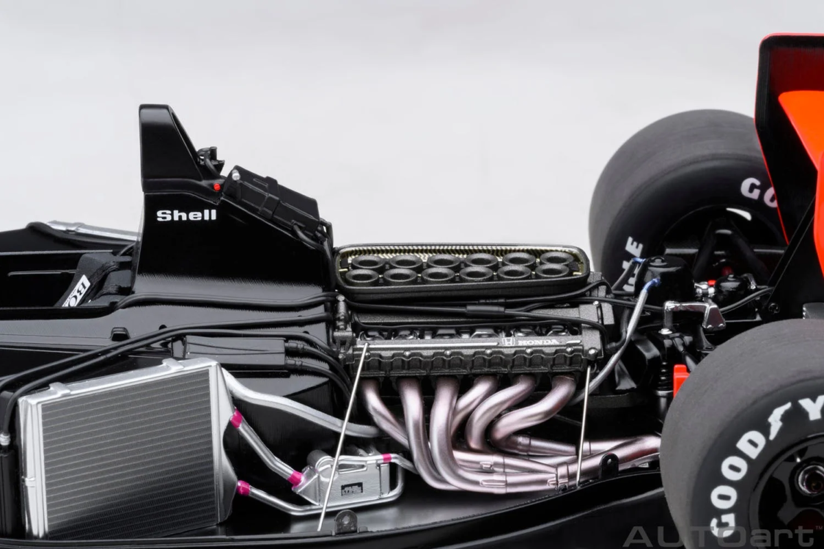 McLaren Honda MP4/6 engine and rear wheel