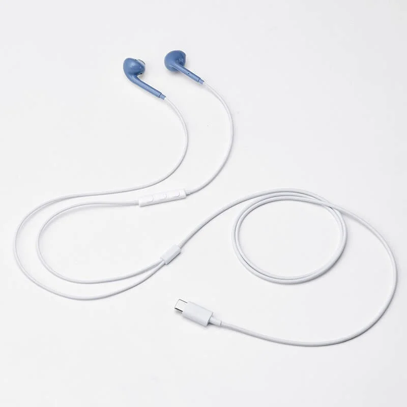 Blue inner ear type earphone