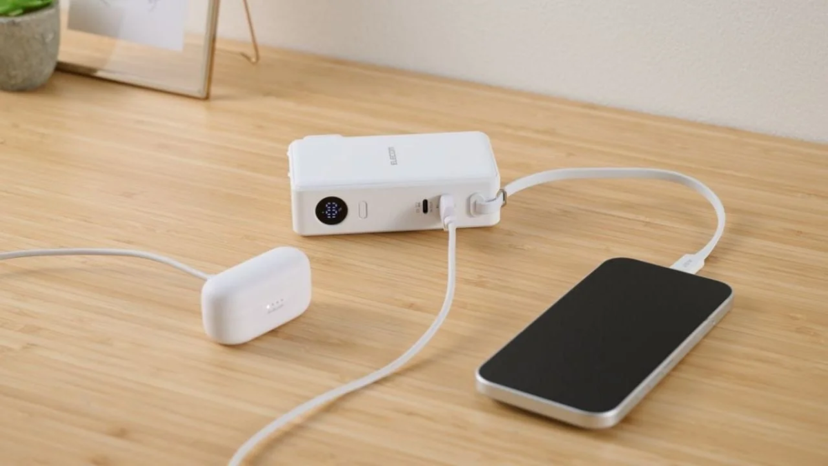Mobile battery charging a smartphone