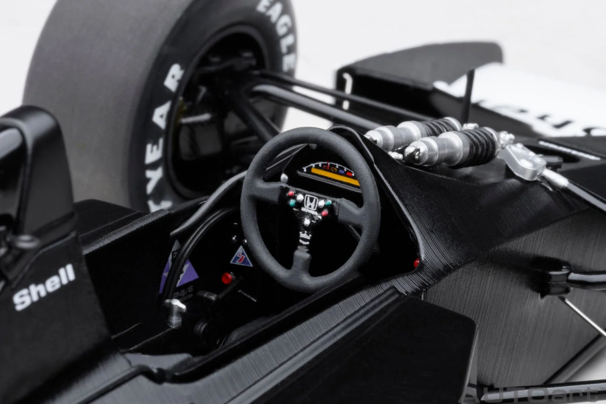 McLaren Honda MP4/6 cockpit view 2