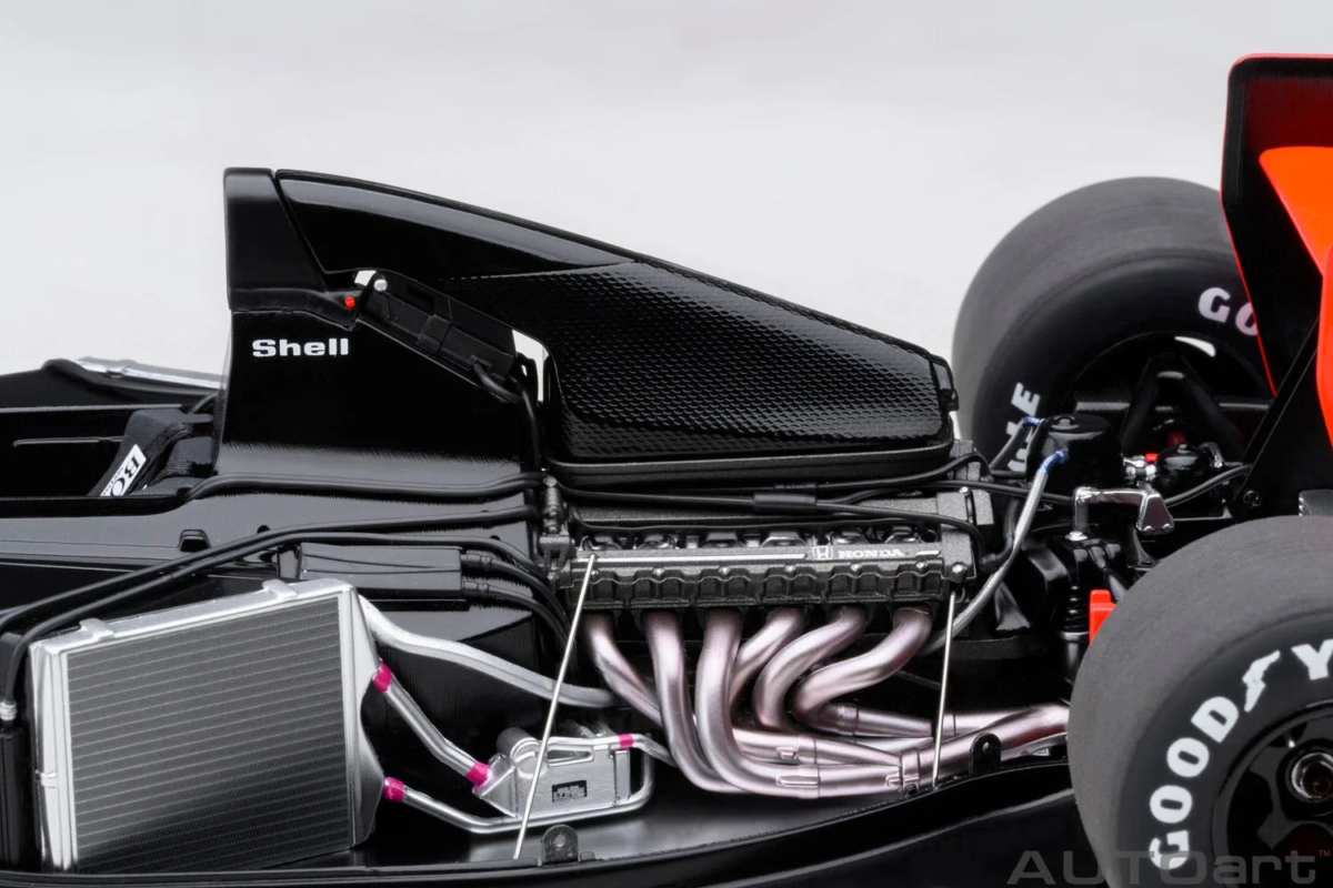 McLaren Honda MP4/6 engine detail