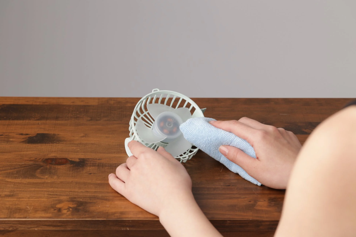 Cleaning a portable fan