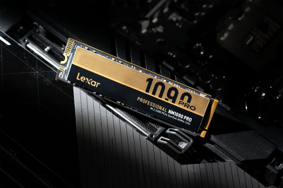 Lexar Professional NM1090 PRO SSD on motherboard