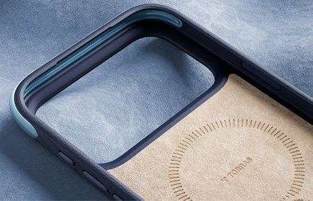Inside of Ostand Q3 Rugg case