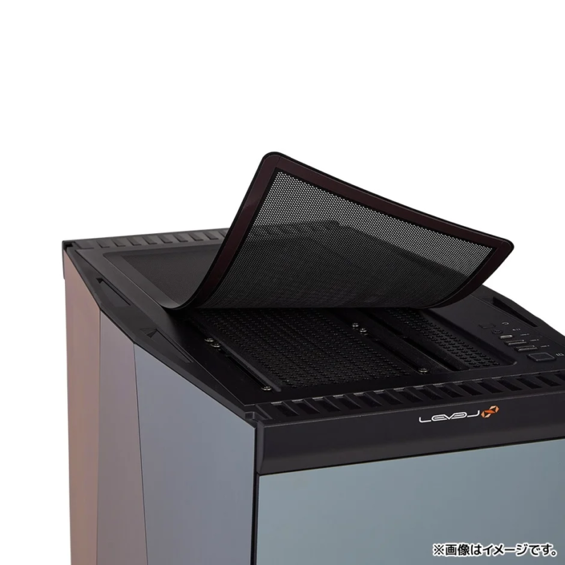 Magnetic dust filter on top of PC case