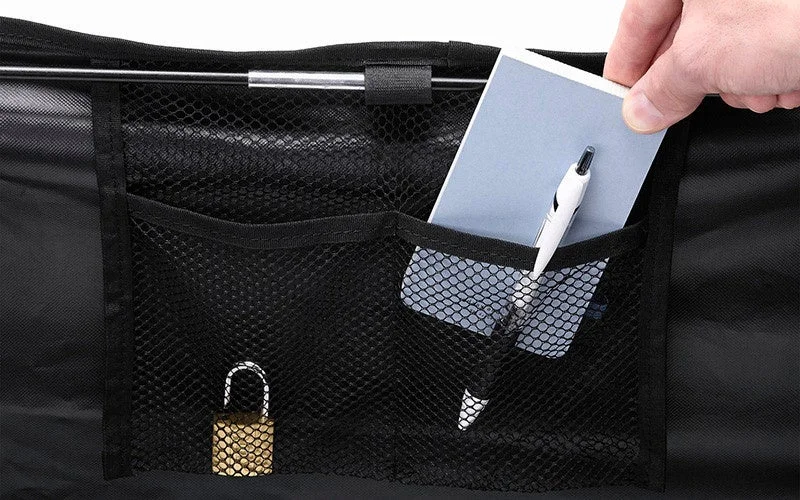 Inner pocket for memos