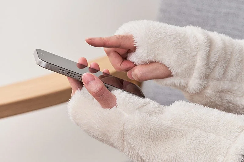 Arm Warmers, Smartphone