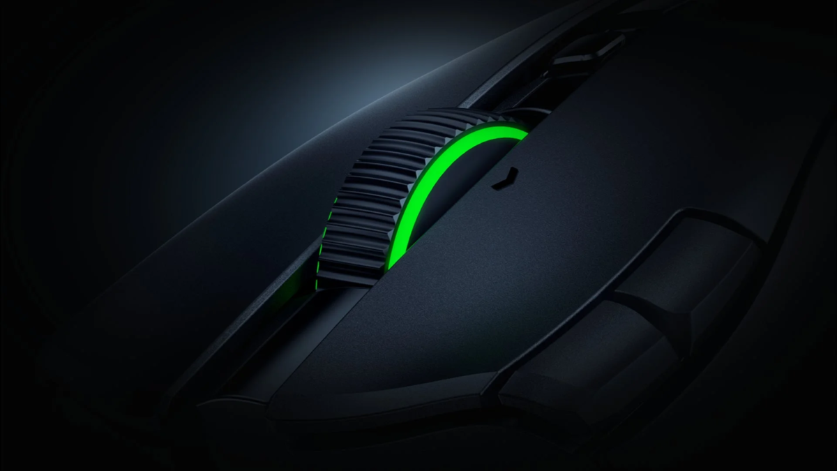 Razer Naga V3 Pro scroll wheel close-up