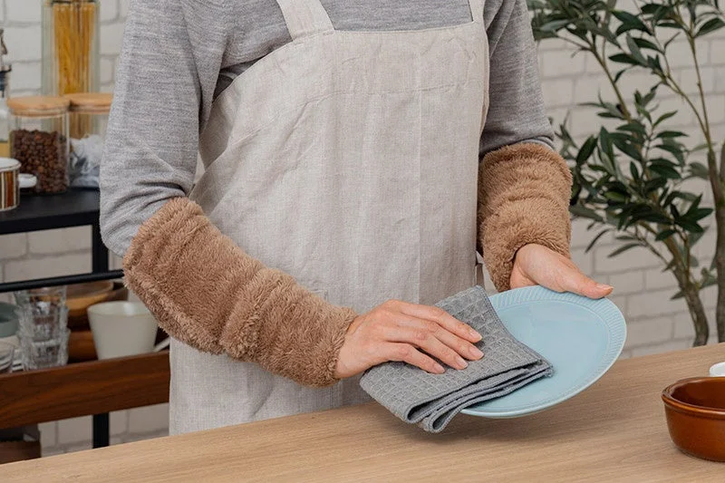 Arm Warmers, Dishwashing