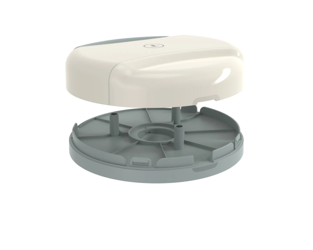 Lid disassembled for cleaning